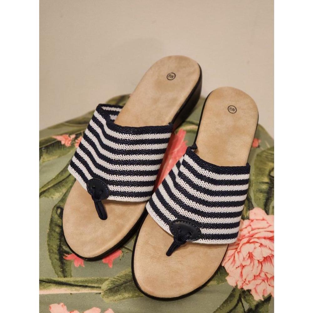 Women's - Navy Blue and White Stretch Thong Sandal - Size 8W - NWT